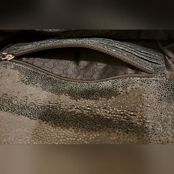 EUC Michael Kors Sparkly Metallic Texturized Black Suede Formal Clutch Purse Bag - Picture 6 of 14